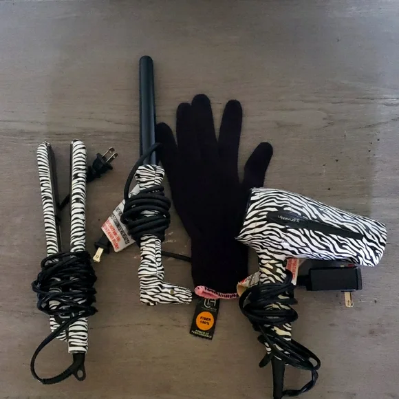 Le Angelique | Accessories | Zebra Print Hair Styling Tools  display picture 1